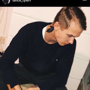 Meet your Posher, Lance